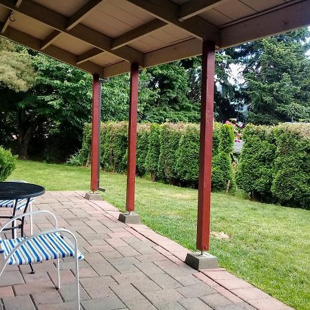 Downtown White Salmon Garden Home 외부 사진