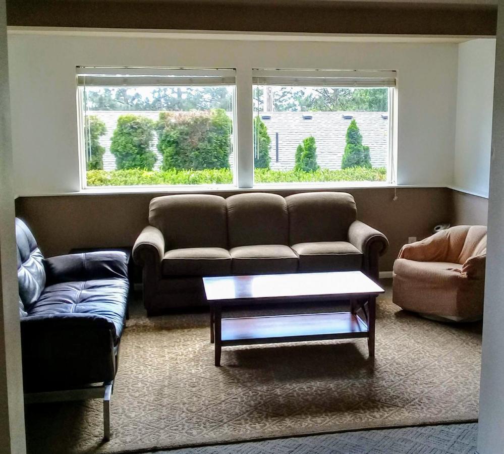 Downtown White Salmon Garden Home 외부 사진