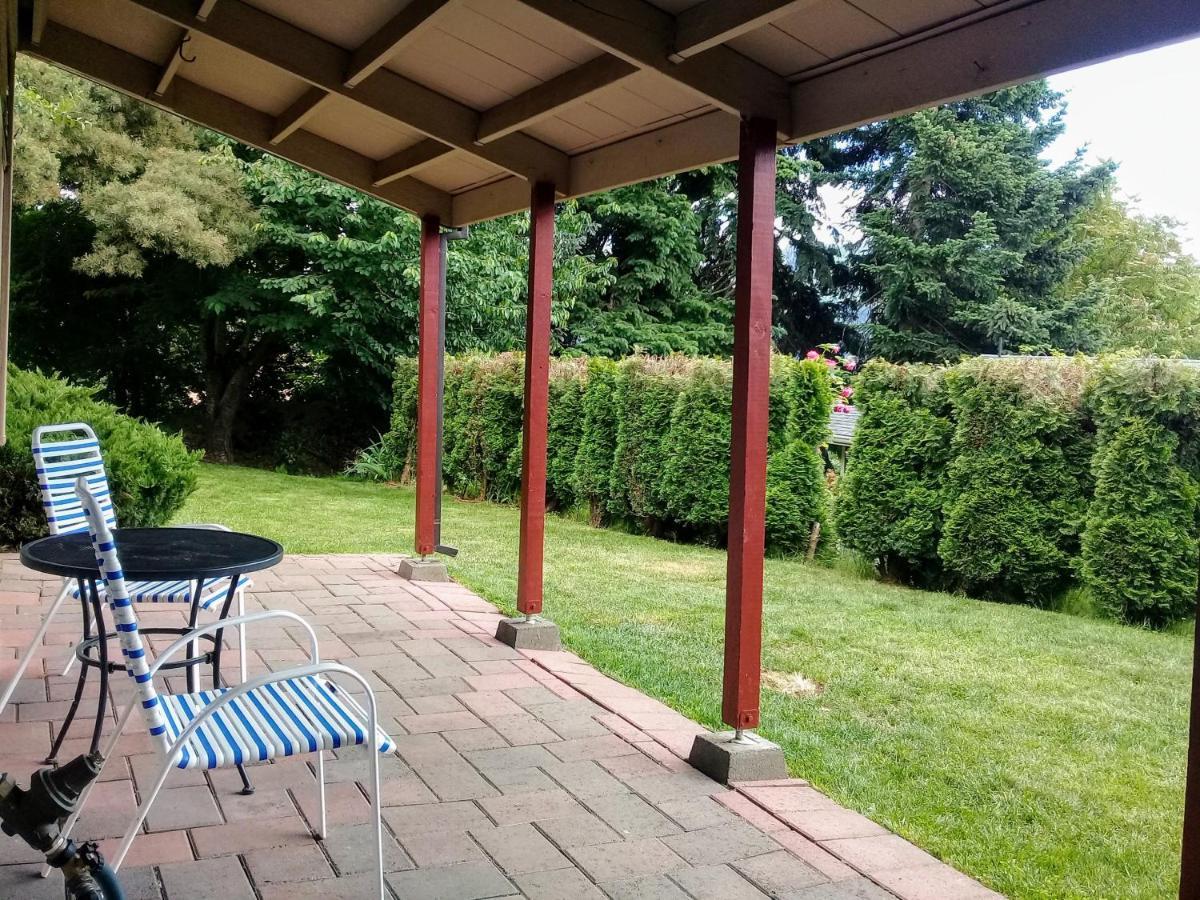 Downtown White Salmon Garden Home 외부 사진